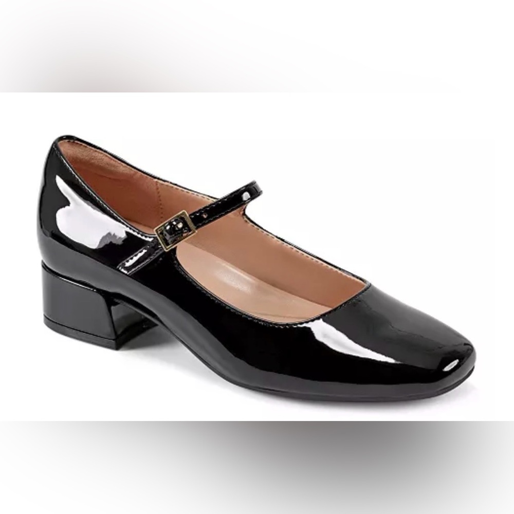 Easy Spirit Black Patent Mary Jane Heels